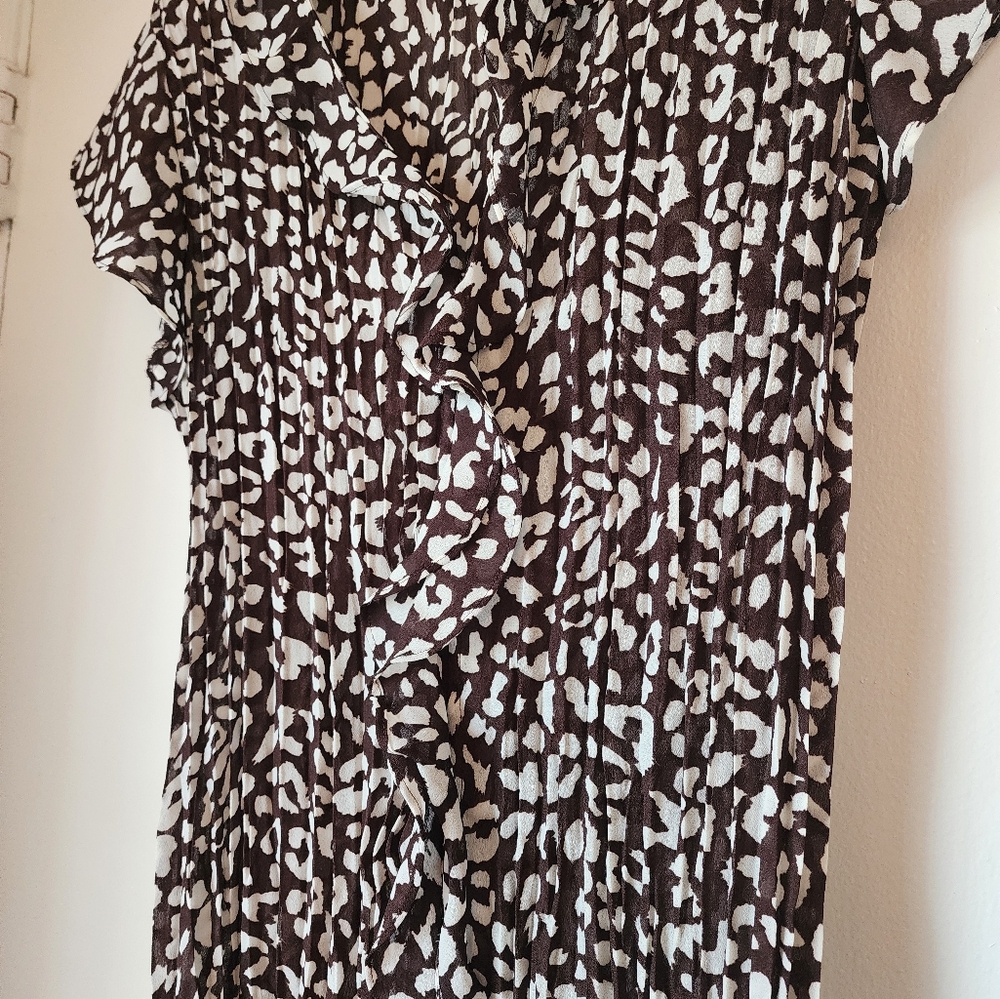 Allison Taylor Brown Blouse Large